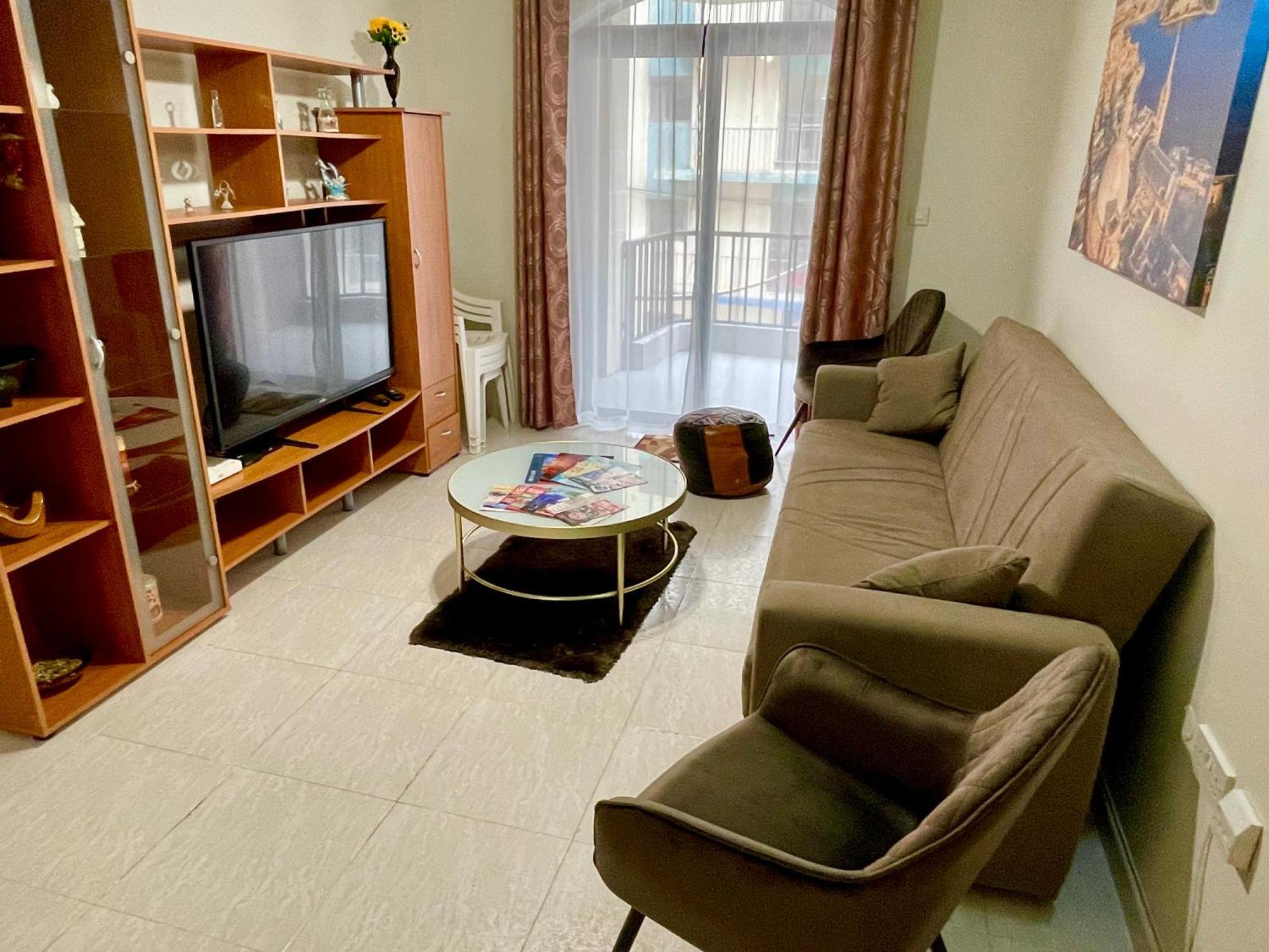 Regent Court - 3 Bedroom Apartment Within Walking Distance From Seafront St. Paul's Bay Exterior foto