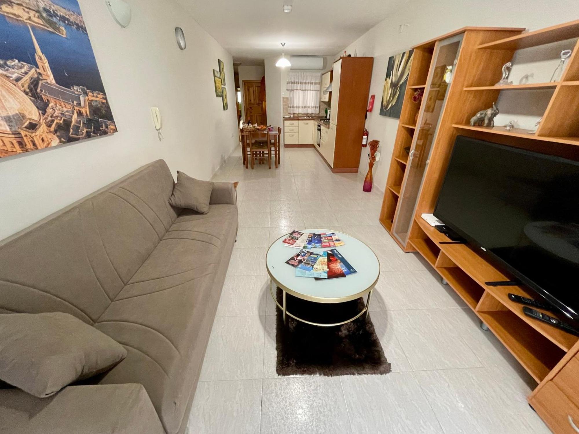 Regent Court - 3 Bedroom Apartment Within Walking Distance From Seafront St. Paul's Bay Exterior foto